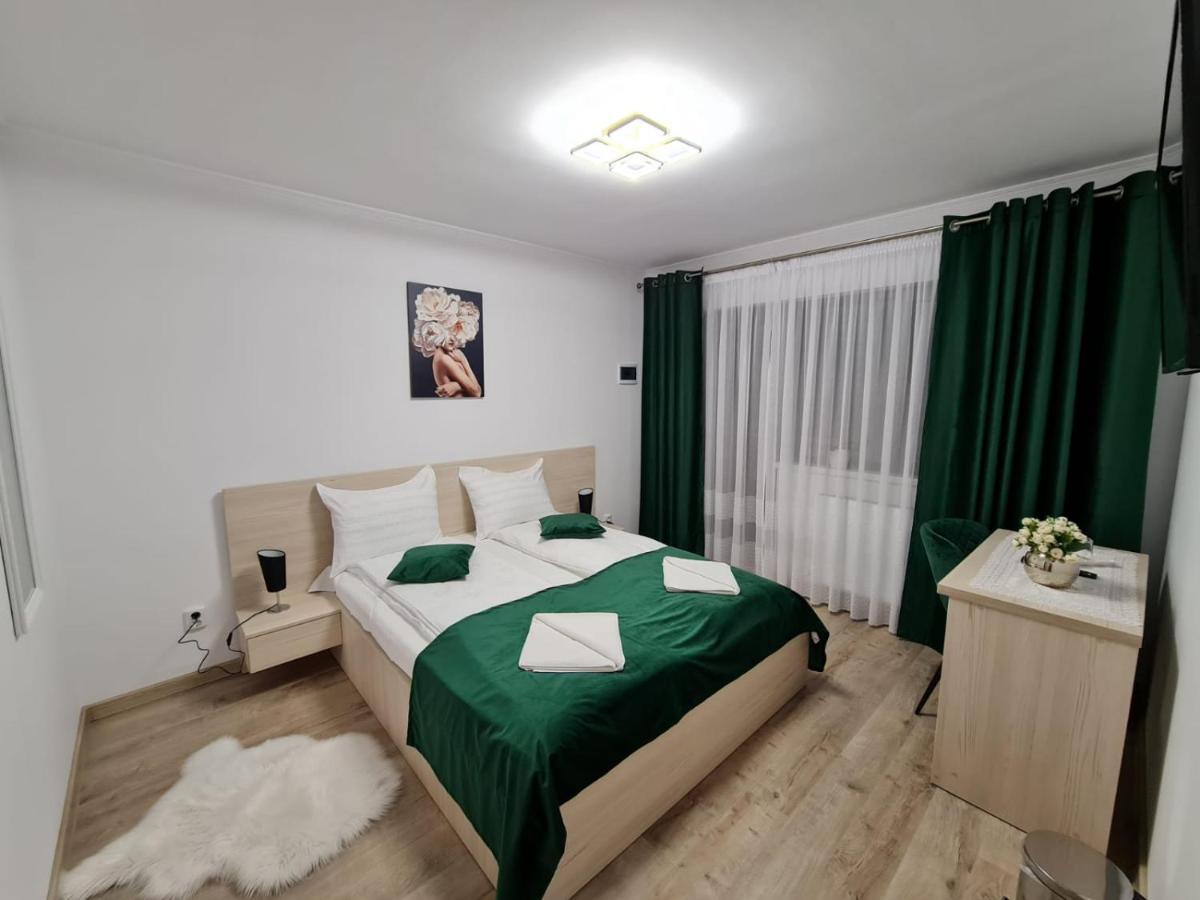 Splendid House Hotel Fagaras Bagian luar foto