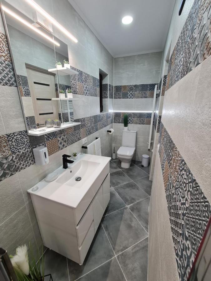 Splendid House Hotel Fagaras Bagian luar foto