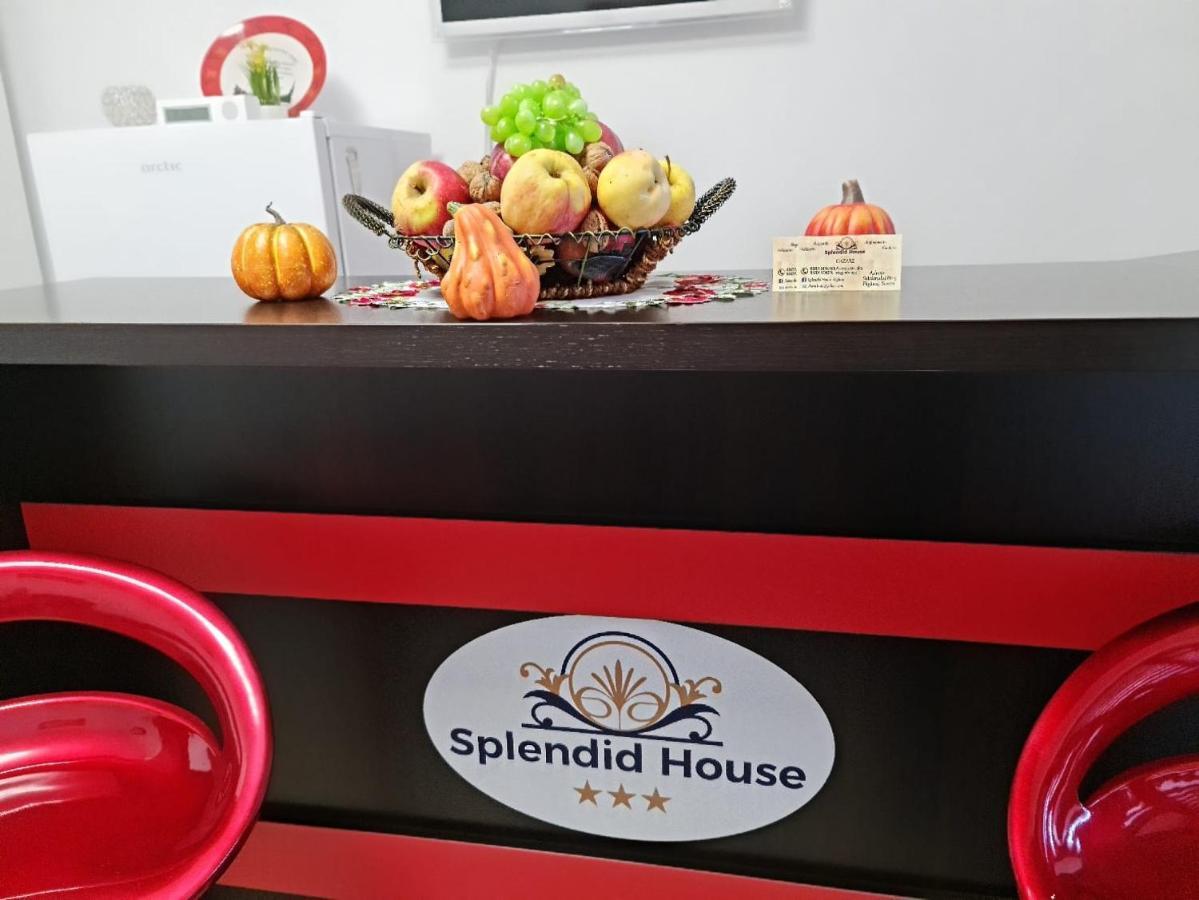 Splendid House Hotel Fagaras Bagian luar foto